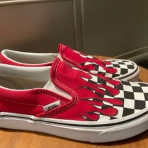VANS, FLAMES- sz 7.5 woman -red